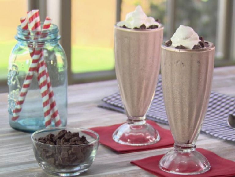 milkshake chocolate pepermint