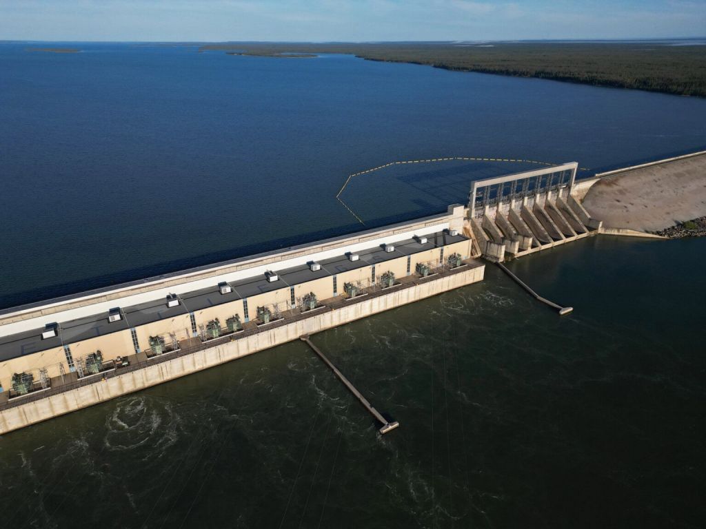 Manitoba Hydro 4